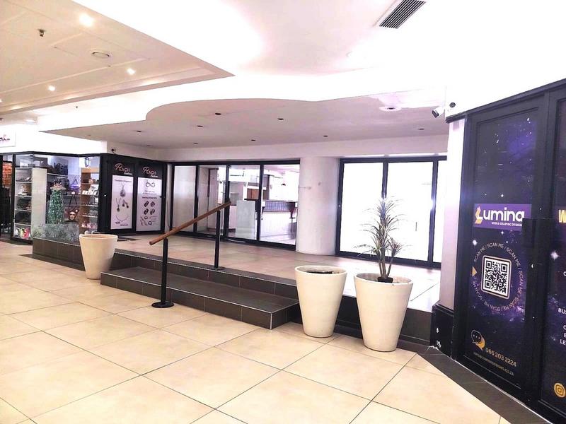 To Let Commercial Property for Rent in Strand Central Western Cape